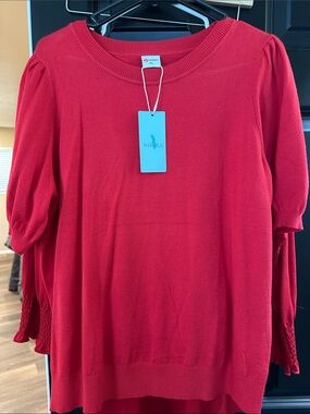 Dell Red Short Sleeve Knit Top with Round Neck